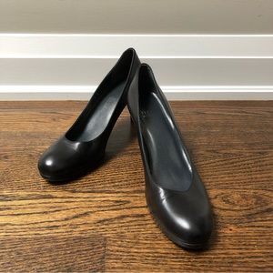 💠 Stuart Weitzman Pumps